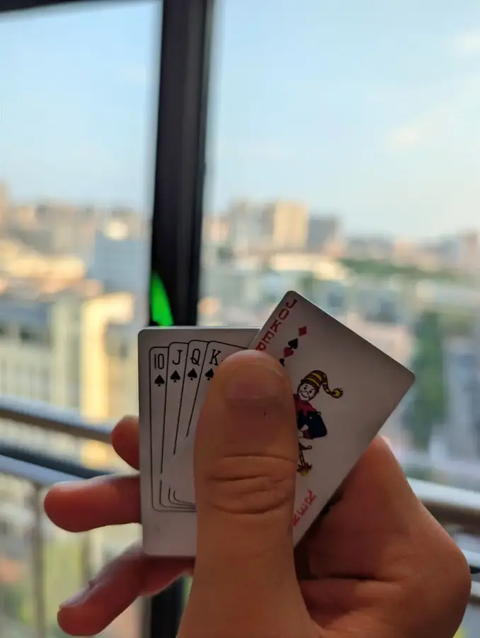 Joker in Hand